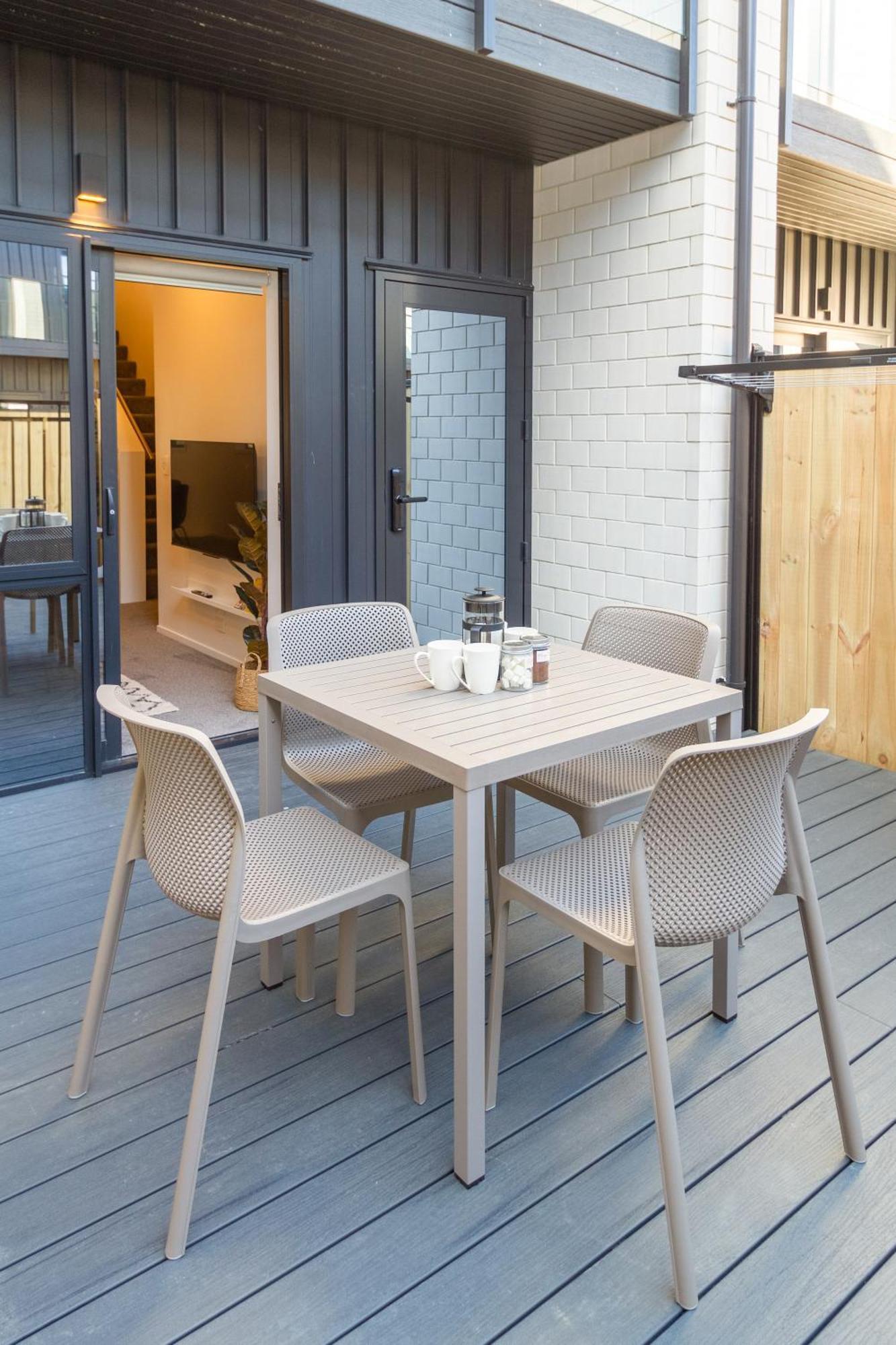Tuam Street Delight 4 Bed 4 Bath Apartment Christchurch Ngoại thất bức ảnh